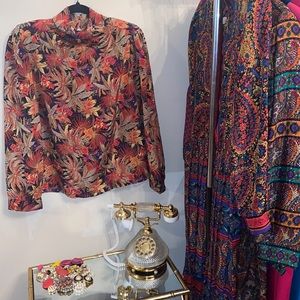 Vintage Caribou💜🖤❤️🧡🖤